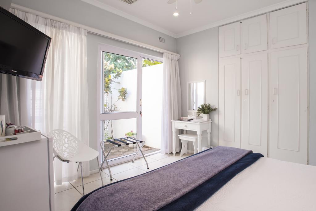 Flamingo Rocks Bed & Breakfast Durban Exterior photo