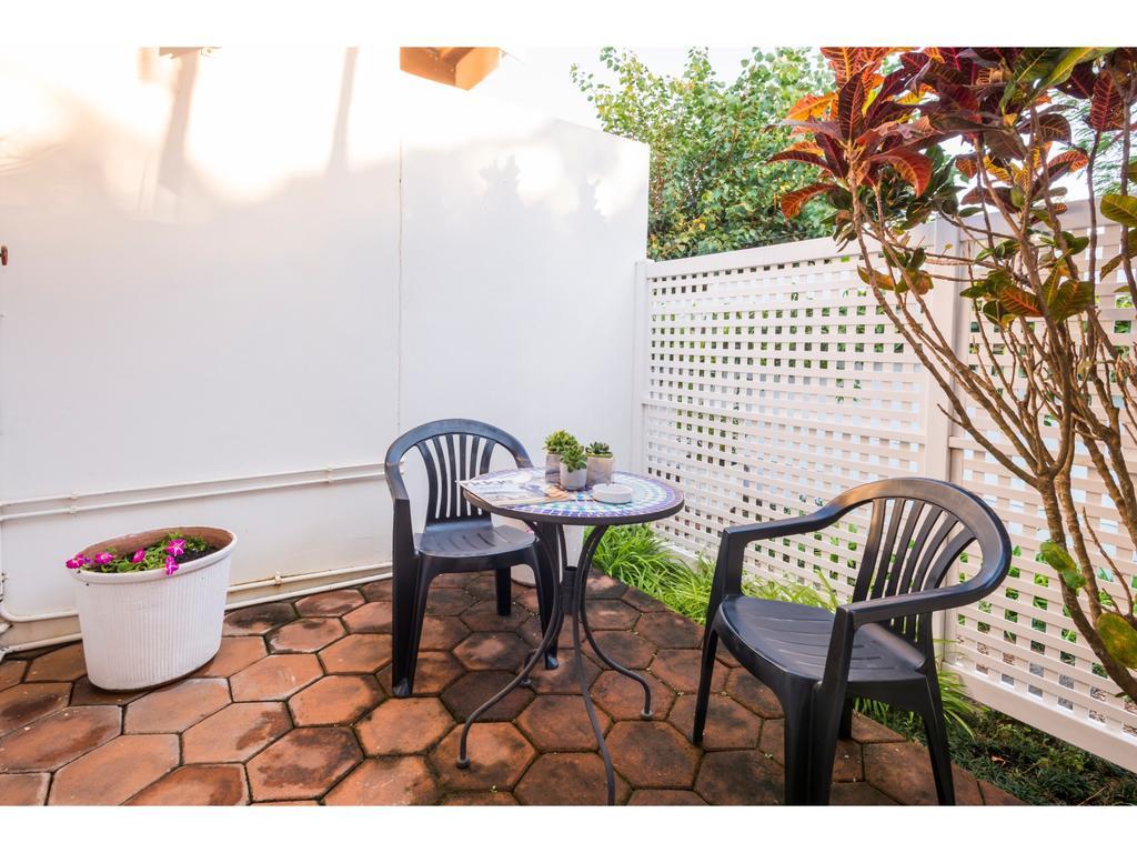 Flamingo Rocks Bed & Breakfast Durban Exterior photo
